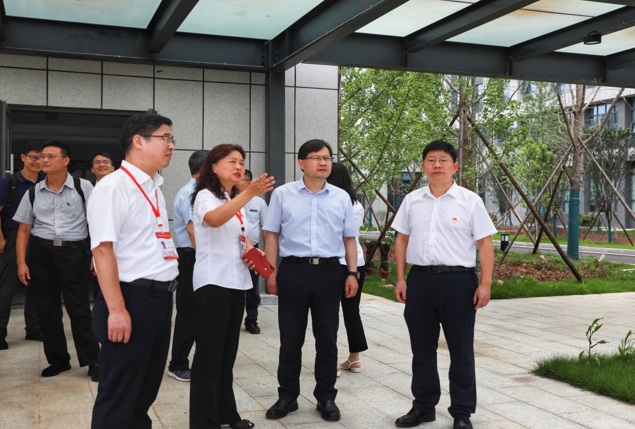 1688115796676.jpg image001.jpg