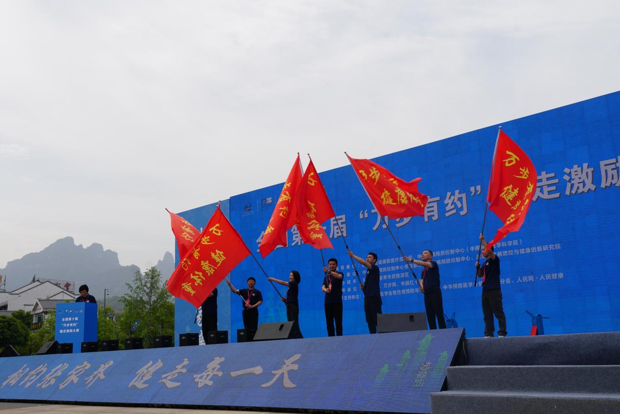 1744936528203.png 圖片2.png